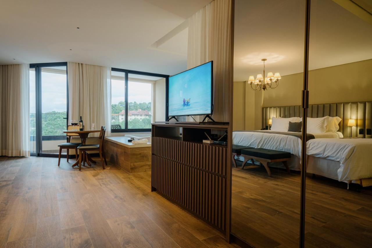 Mirante Da Colyna Hotel & Spa มงชิแวร์จิ ภายนอก รูปภาพ