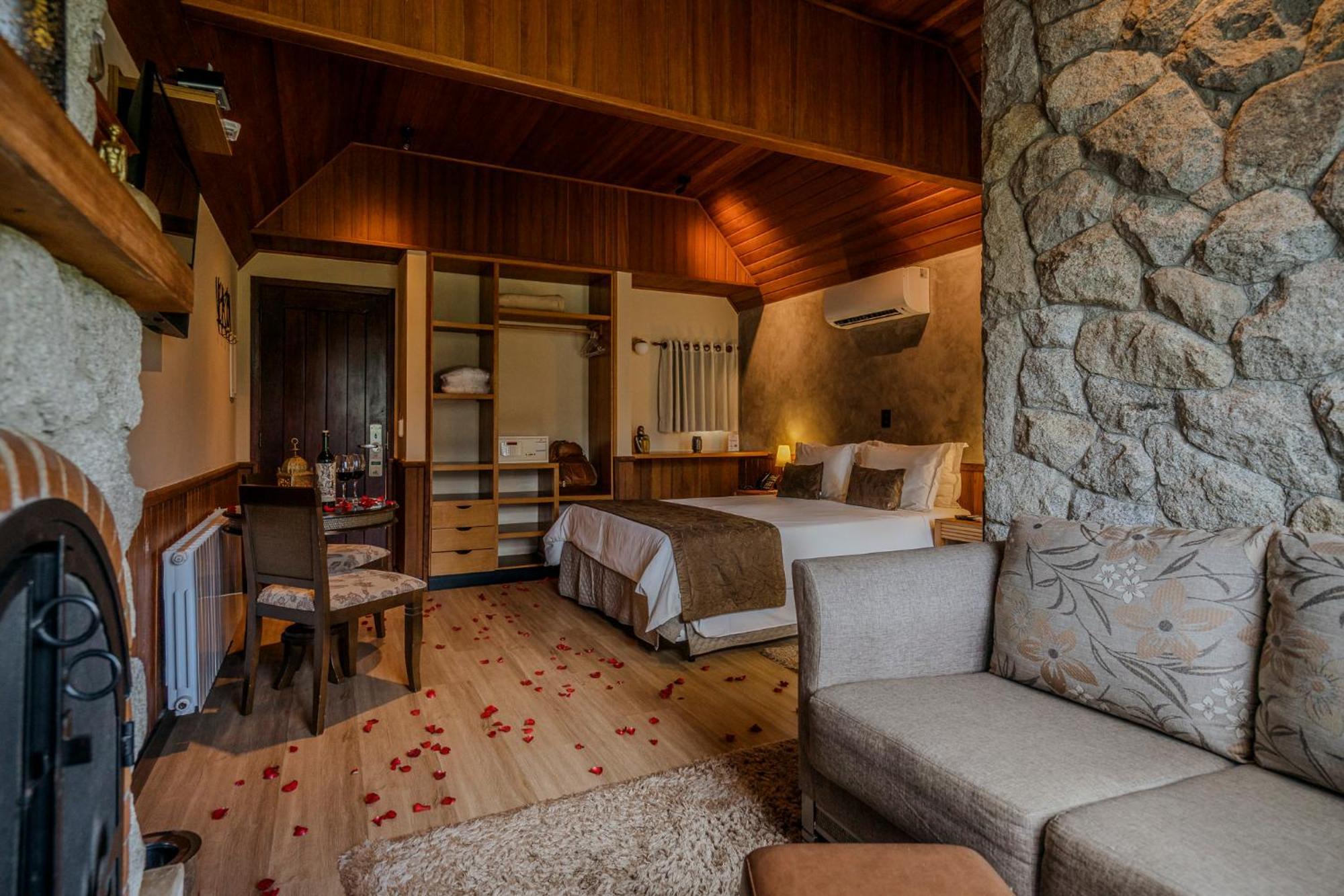 Mirante Da Colyna Hotel & Spa มงชิแวร์จิ ภายนอก รูปภาพ