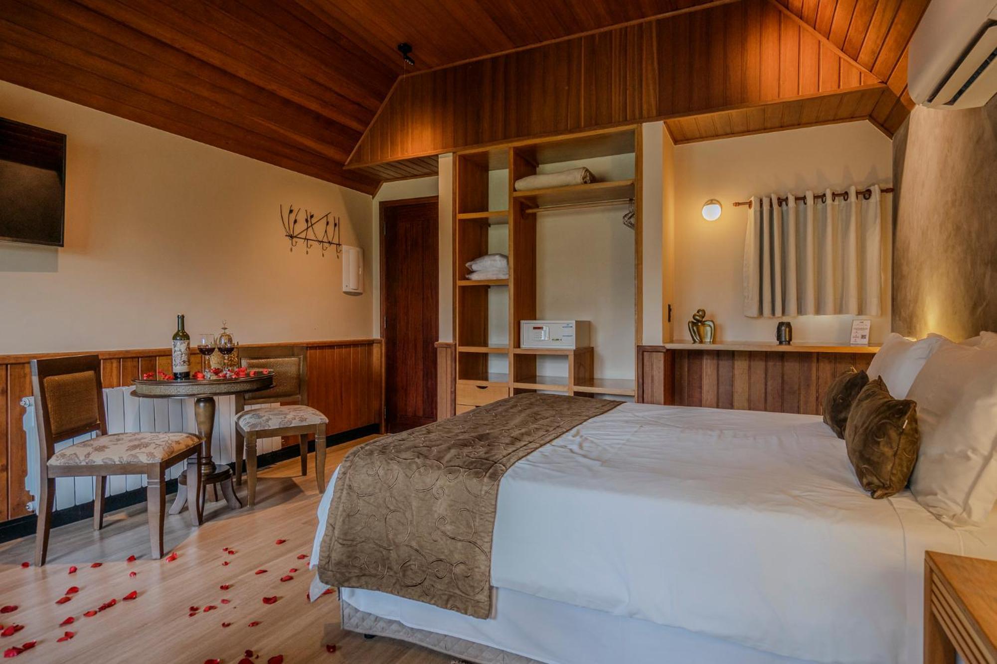 Mirante Da Colyna Hotel & Spa มงชิแวร์จิ ภายนอก รูปภาพ